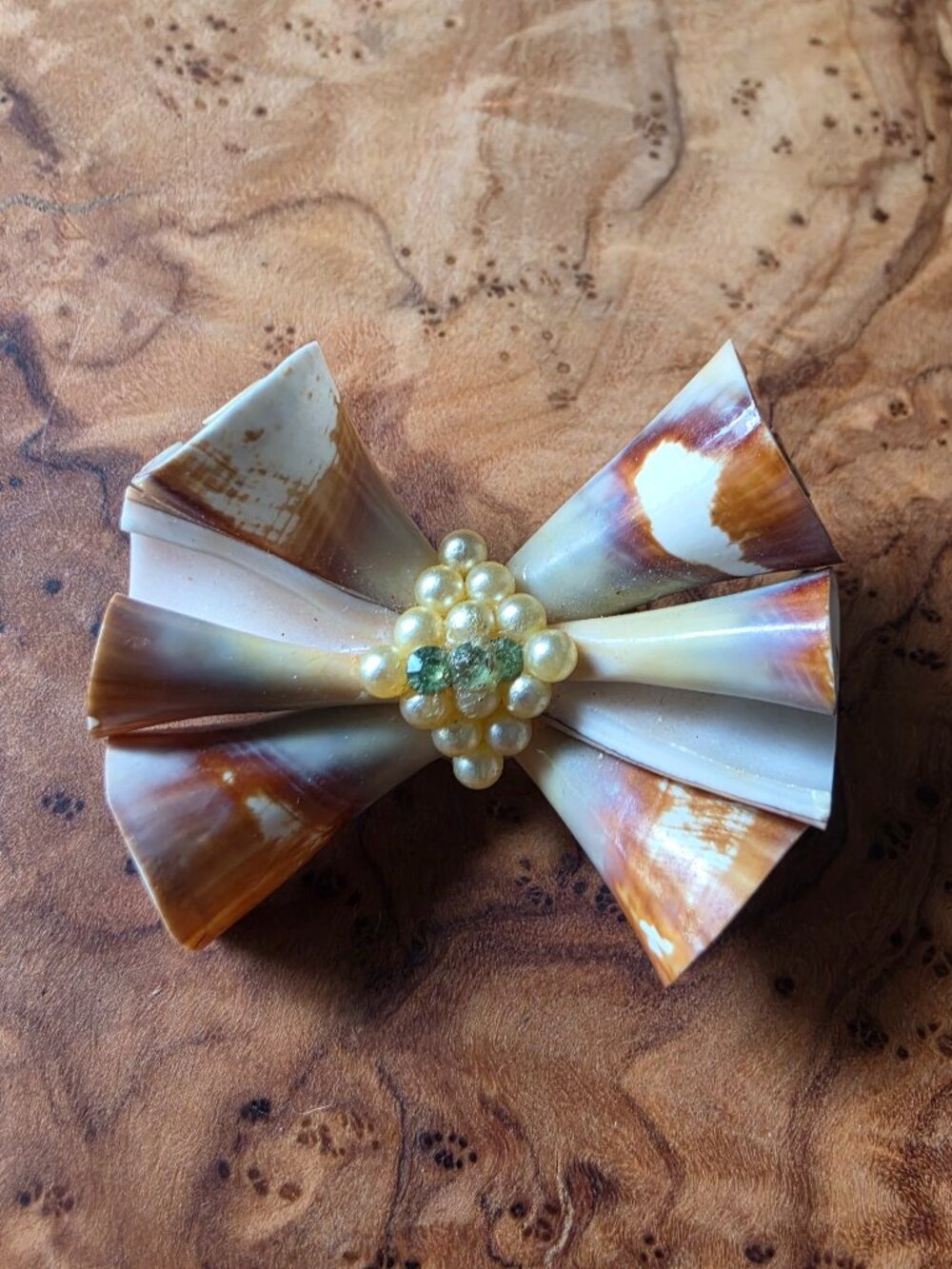 Vintage (1950s-60s) Seashell & Pearl Brooch